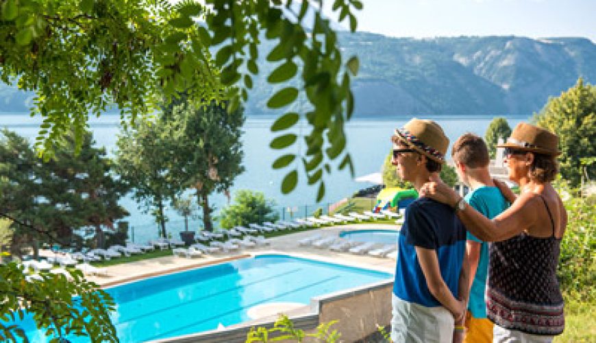 Village de vacances à la montagne le bonheur des enfants