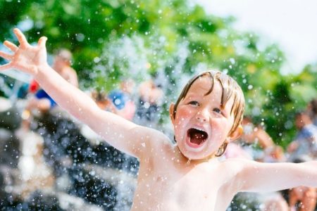 camping à Béziers avec un parc aquatique