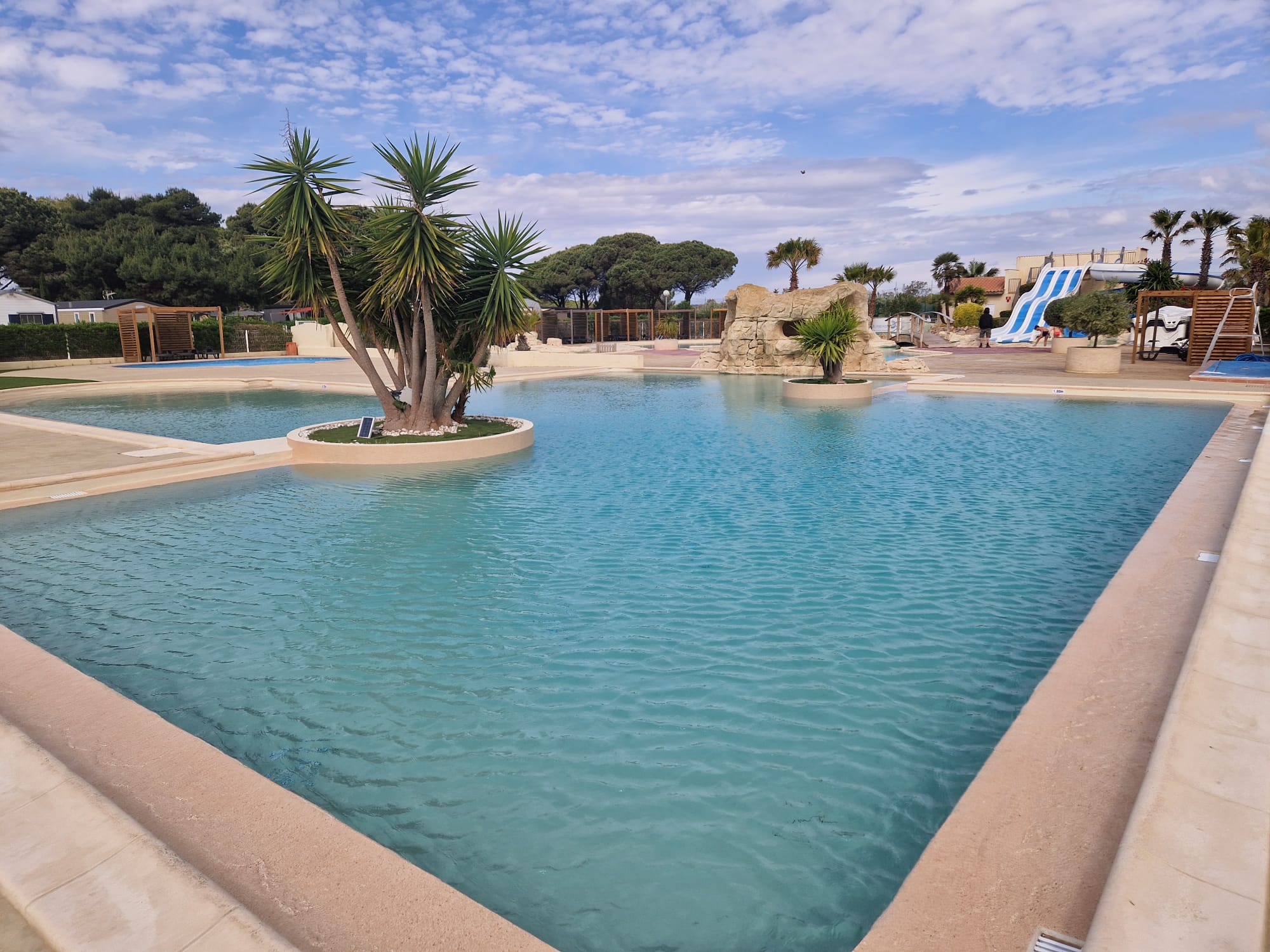 application golden lakes village lacs eau d heure