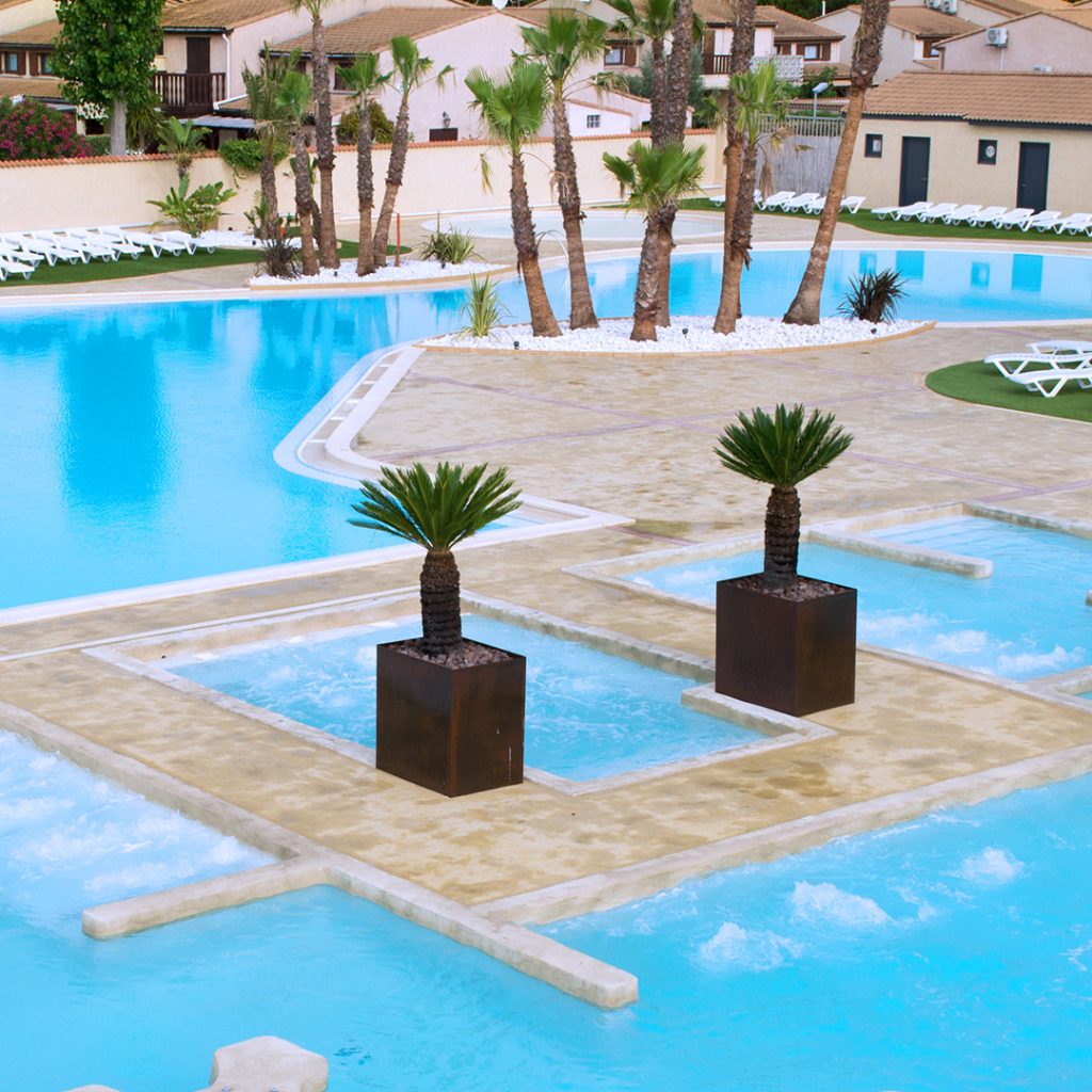 swiming pool