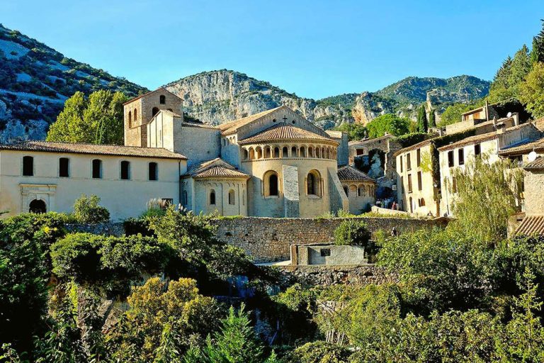 que-faire-basse-saison-portiragnes_saint-guilhem-le-desert_5